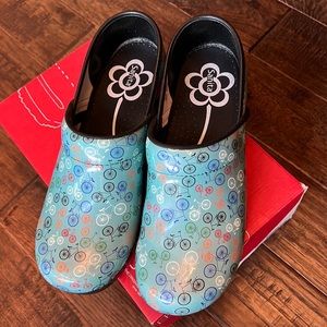 Sanita size 38 in blue bicycle print